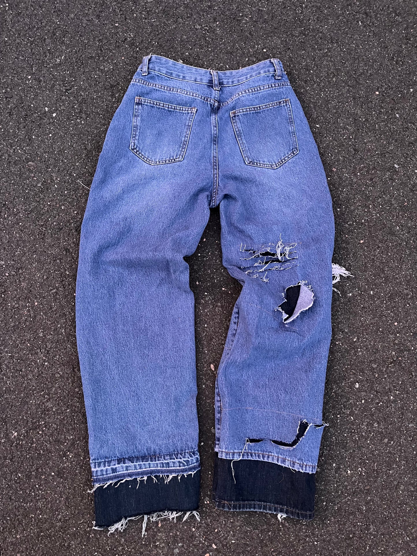 Distressed double layered jeans